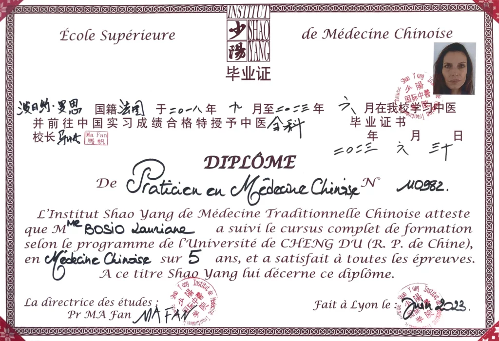 Diplôme de médecine chinoise traditionnelle Lauriane Bosio